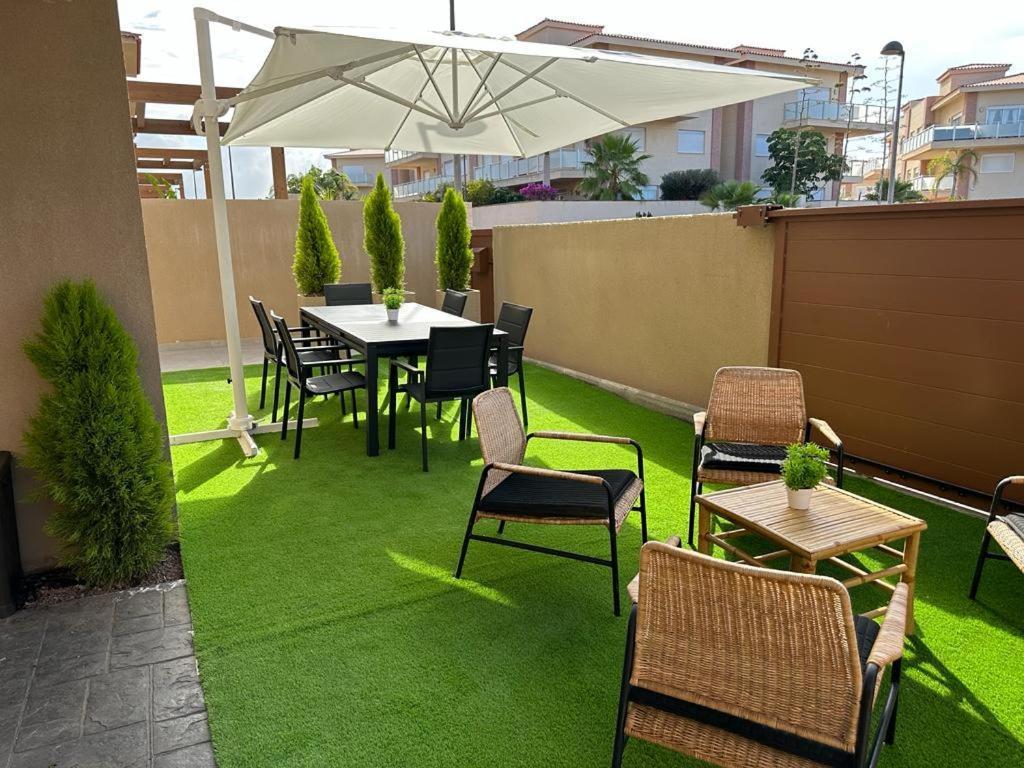 Golf Tenerife South XX Wheel Accessible Shower XX Free Wifi XX Private Pool 30 Degrees XX Two Terraces 30M2X60M2 Xxfree Parking XX Mountain View XX Flatscreen 65 Inch XX San Miguel de Abona Ngoại thất bức ảnh