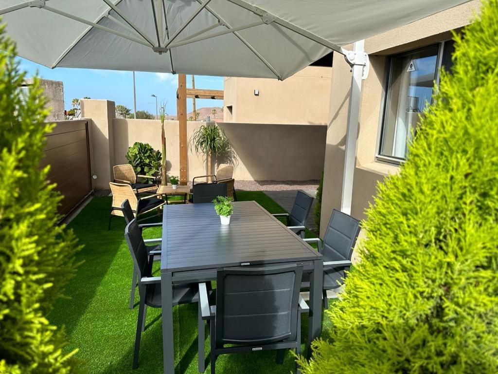 Golf Tenerife South XX Wheel Accessible Shower XX Free Wifi XX Private Pool 30 Degrees XX Two Terraces 30M2X60M2 Xxfree Parking XX Mountain View XX Flatscreen 65 Inch XX San Miguel de Abona Ngoại thất bức ảnh