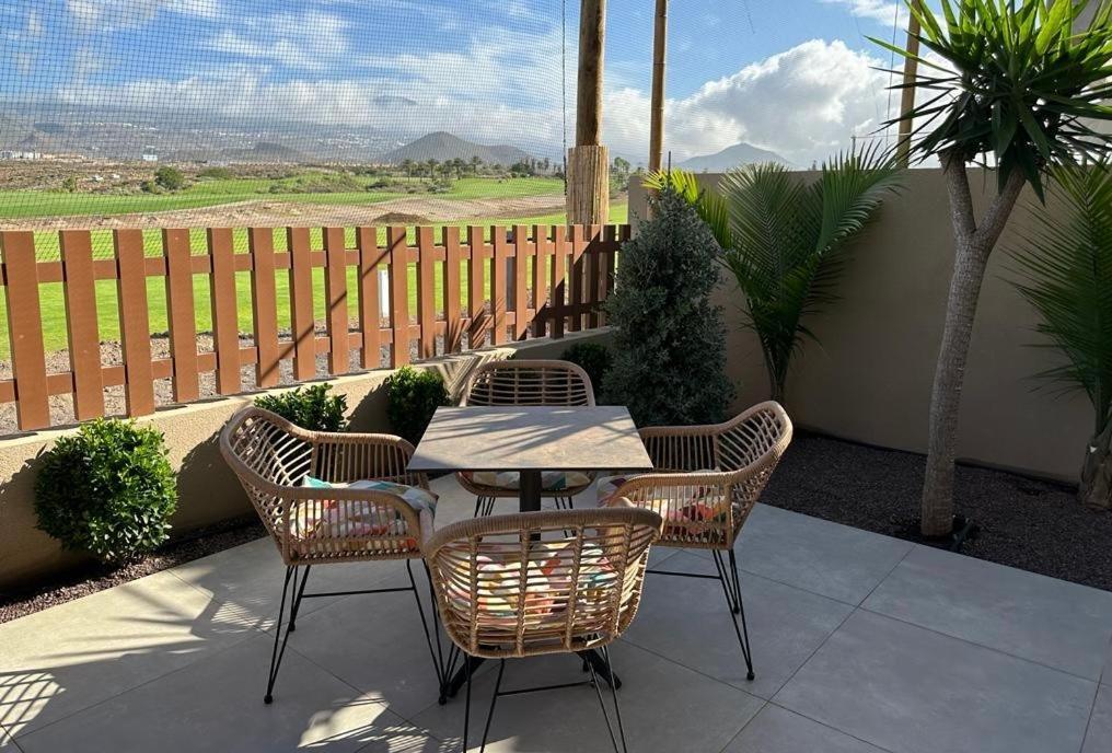 Golf Tenerife South XX Wheel Accessible Shower XX Free Wifi XX Private Pool 30 Degrees XX Two Terraces 30M2X60M2 Xxfree Parking XX Mountain View XX Flatscreen 65 Inch XX San Miguel de Abona Ngoại thất bức ảnh